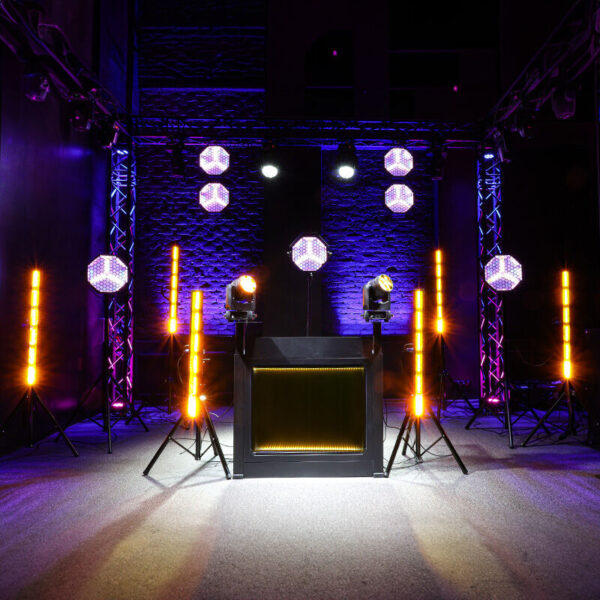 DNA DJ BOOTH XL BK stół stanowisko DJ podświetlana tablica LED RGB - obrazek 7