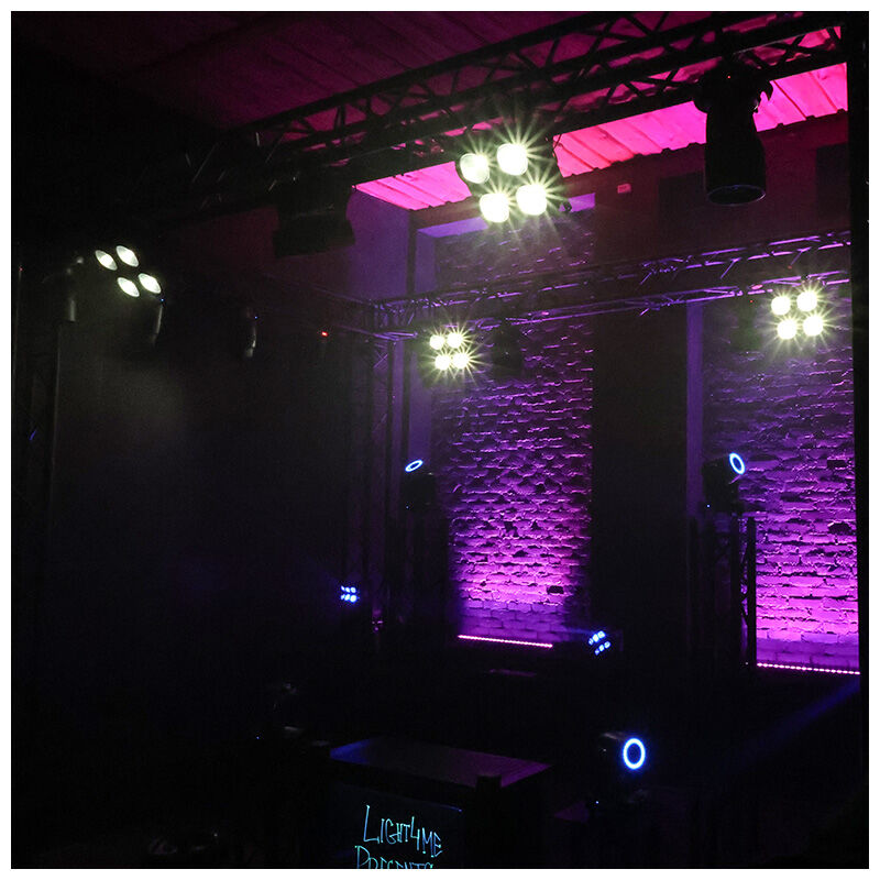 LIGHT4ME BLINDER LED 4x100W oświetlacz sceniczny - obrazek 7