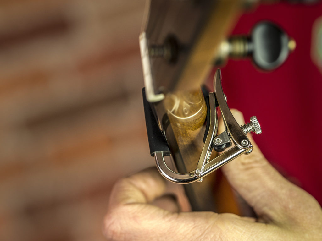 Shubb C5 Standard - Kapodaster do banjo | mandoliny - srebrny - obrazek 2