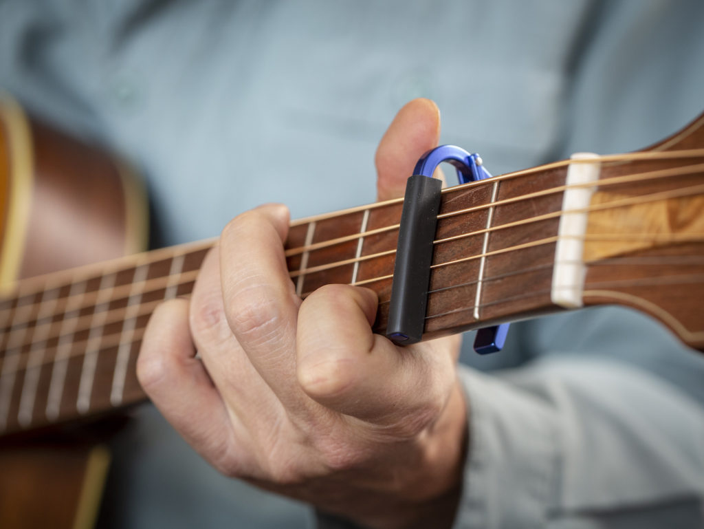 Shubb L1 Lite - Kapodaster do gitary akustycznej | elektrycznej - srebrny - obrazek 3