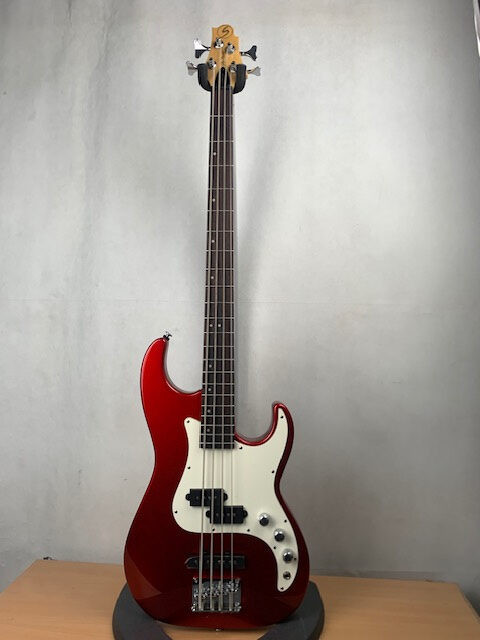 Samick CR-1 MR - gitara basowa - Metallic Red - Powystawowa - obrazek 2