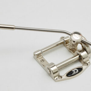 Duesenberg TDRSN - system tremolo do gitary elektrycznej